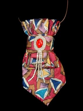 Decorative Red Patterned Women’s Necktie Necklace with Gem Brooch